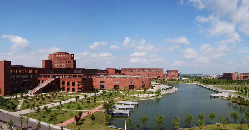 江西師范大學旭潔洗地機客戶案例-<a href=http://m.smap.org.cn target=_blank class=infotextkey>洗地機生產廠</a>家